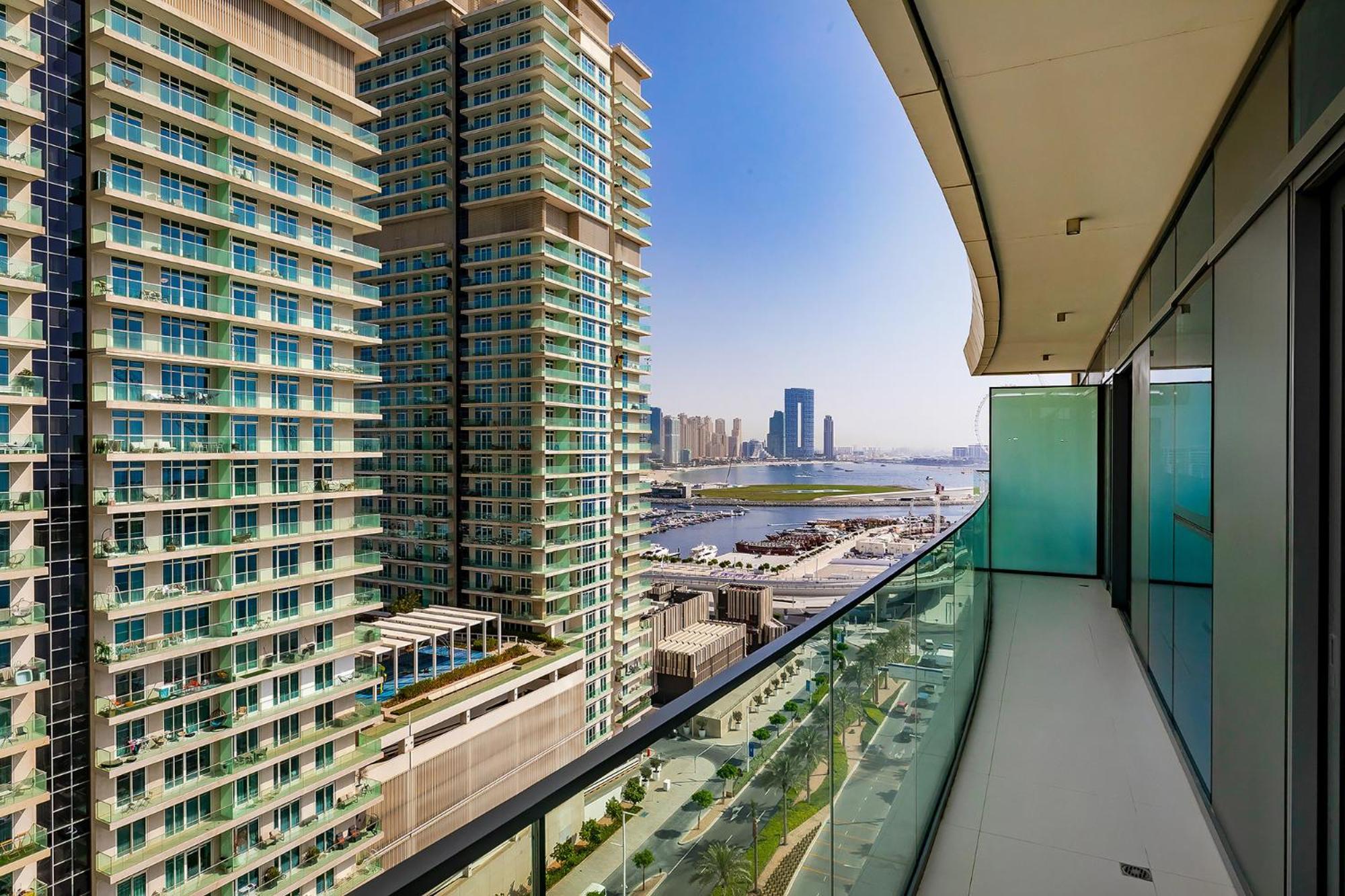 Luxury 2br By Amber At Vista Tower 1, Emaar Beachfront *