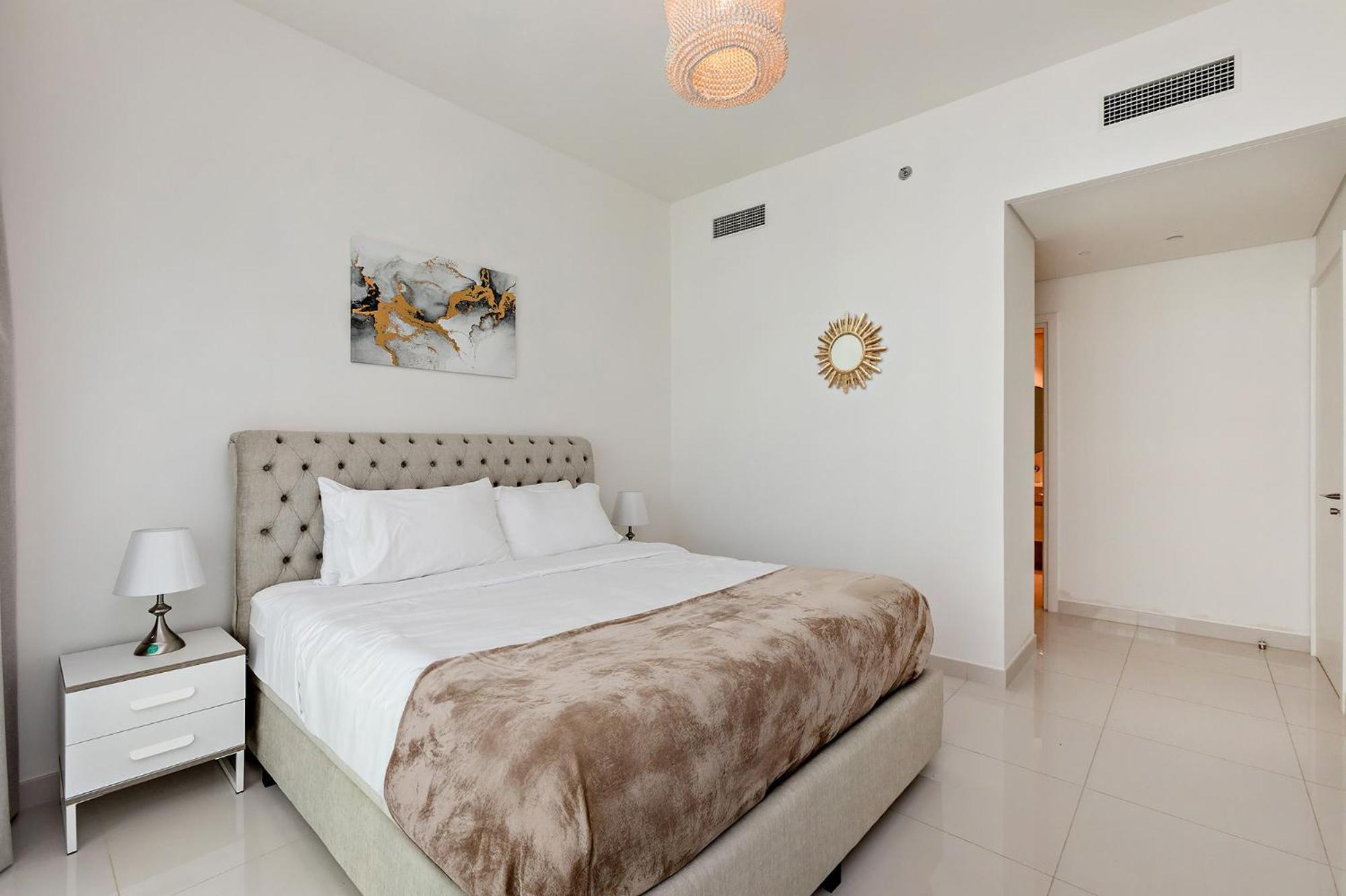Luxury 2br By Amber At Vista Tower 1, Emaar Beachfront * Dubai